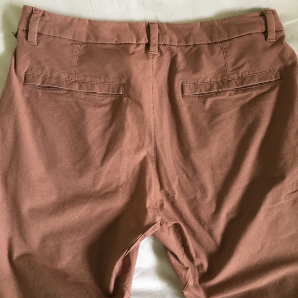 Lululemon men's classic fit 5 pocket pant. Size 34. - Picture 9 of 14